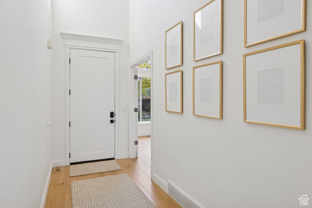 Photo 9 for MLS #2119173 at 1889 E 4500 South