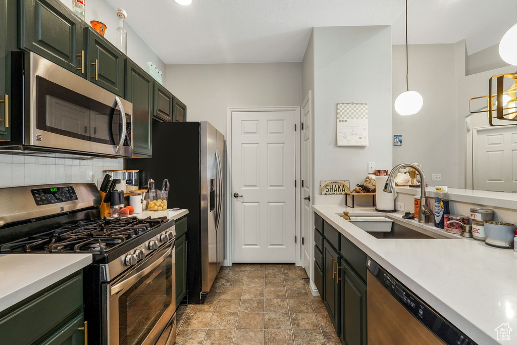 Photo 6 for MLS #2119175 at 1077 Canyon Meadow Dr #4
