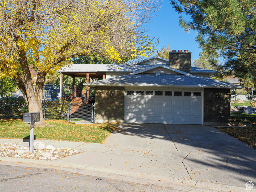 Photo 4 for MLS #2119179 at 7820 S Nantucket Dr