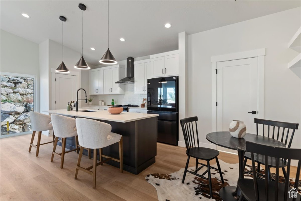 Photo 12 for MLS #2119200 at 572 S Elena Ln