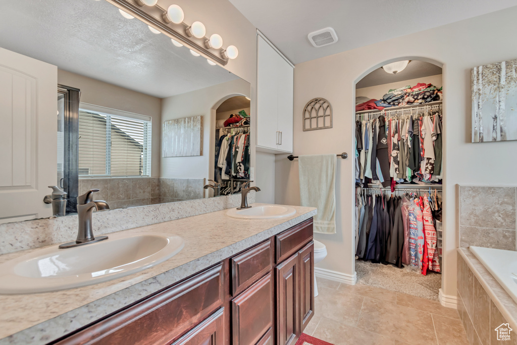 2241 W 2475 N Clinton, UT 84015