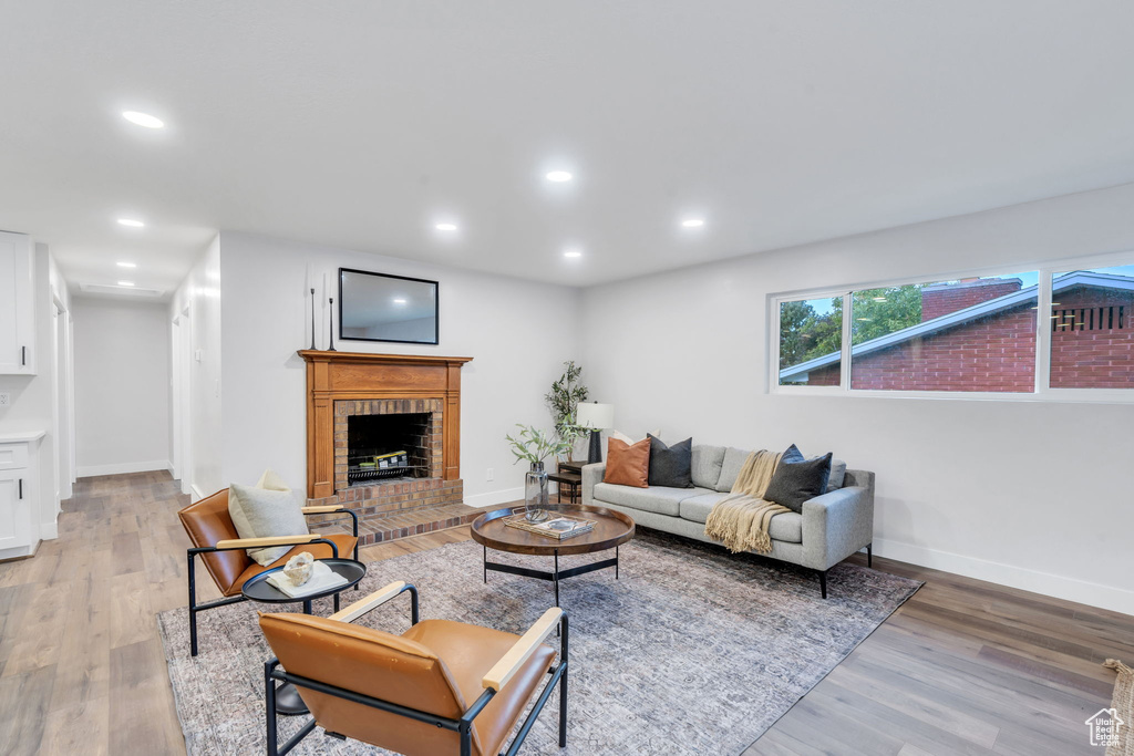 Photo 2 for MLS #2119240 at 1175 N Locust Ln
