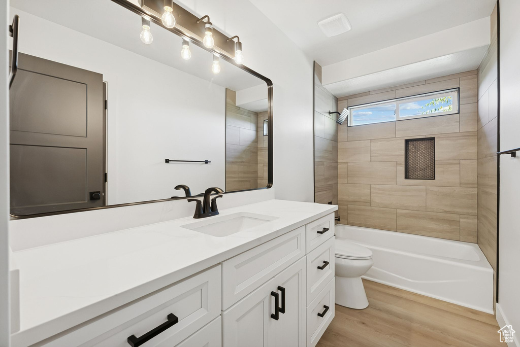 Photo 32 for MLS #2119241 at 1444 E 2400 North