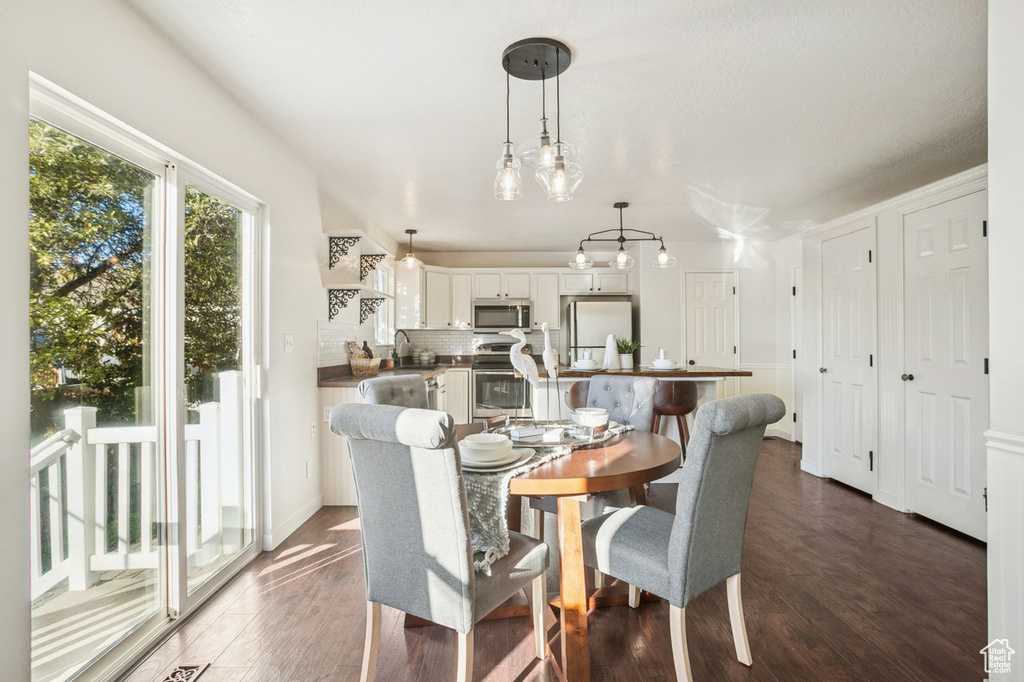 Photo 85 for MLS #2119257 at 213 W Arbor Dr