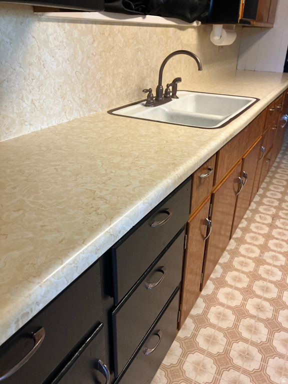 25 W MAIN ST Moroni, UT 84646