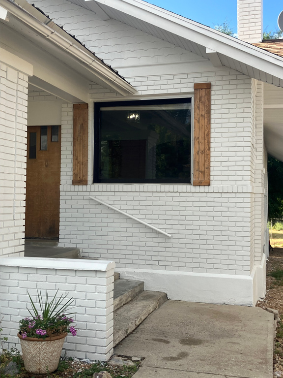 25 W MAIN ST Moroni, UT 84646