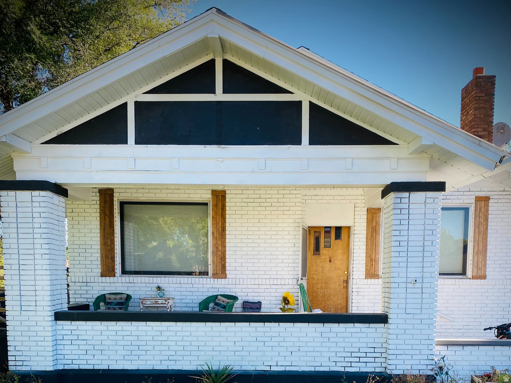 25 W MAIN ST Moroni, UT 84646