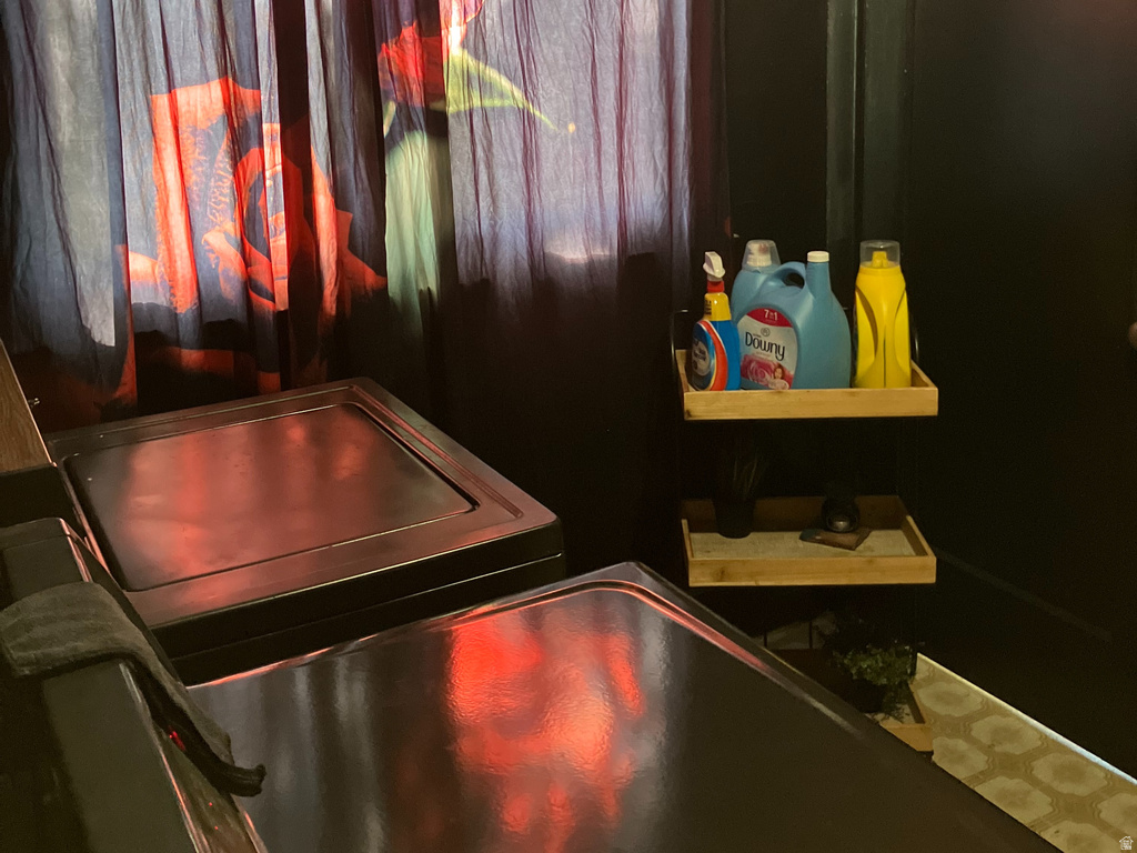 25 W MAIN ST Moroni, UT 84646