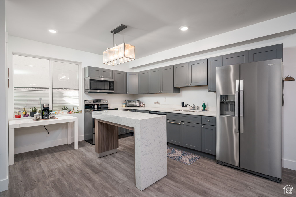 789 S MILLER AVE North Salt Lake, UT 84054