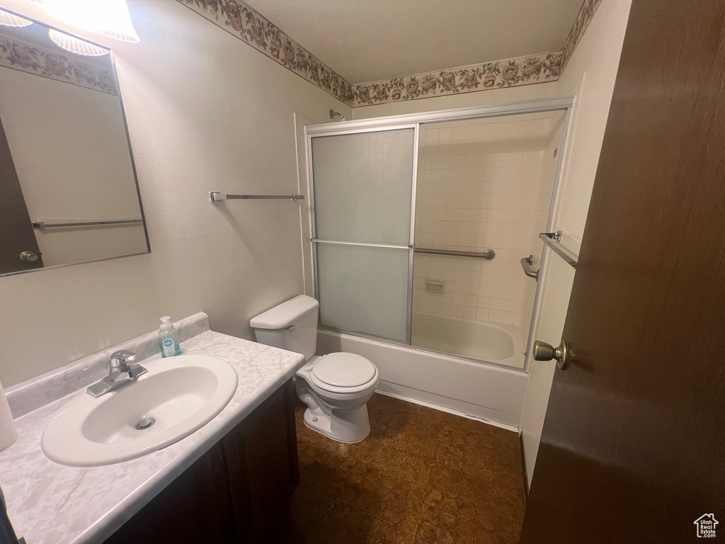 Photo 15 for MLS #2119285 at 819 Castle Gate Cir