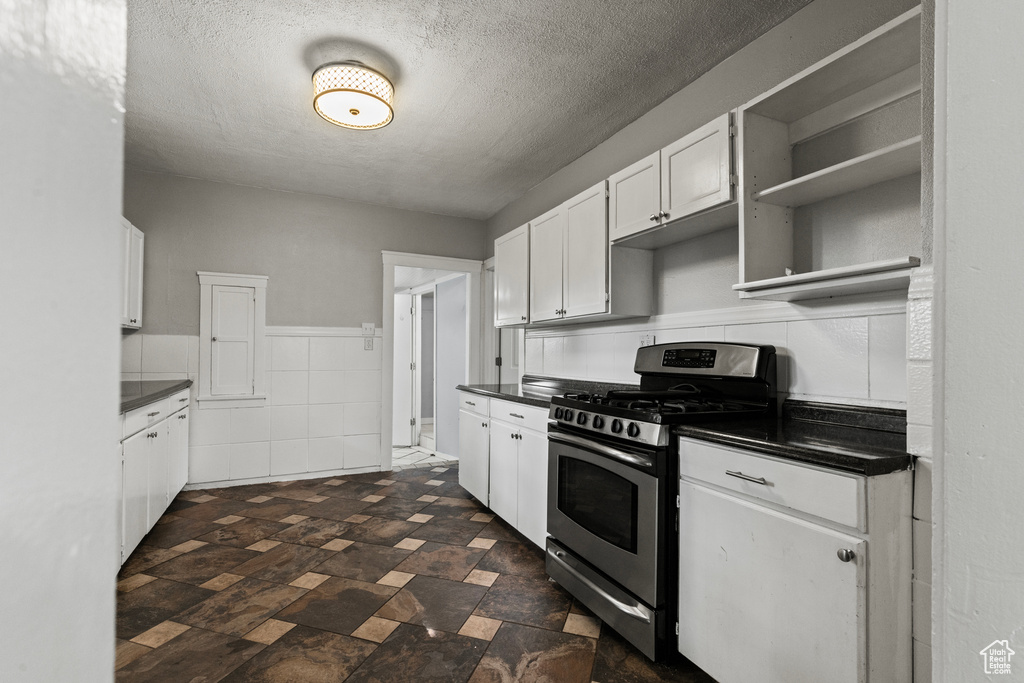Photo 14 for MLS #2119288 at 1663 Kiesel Ave