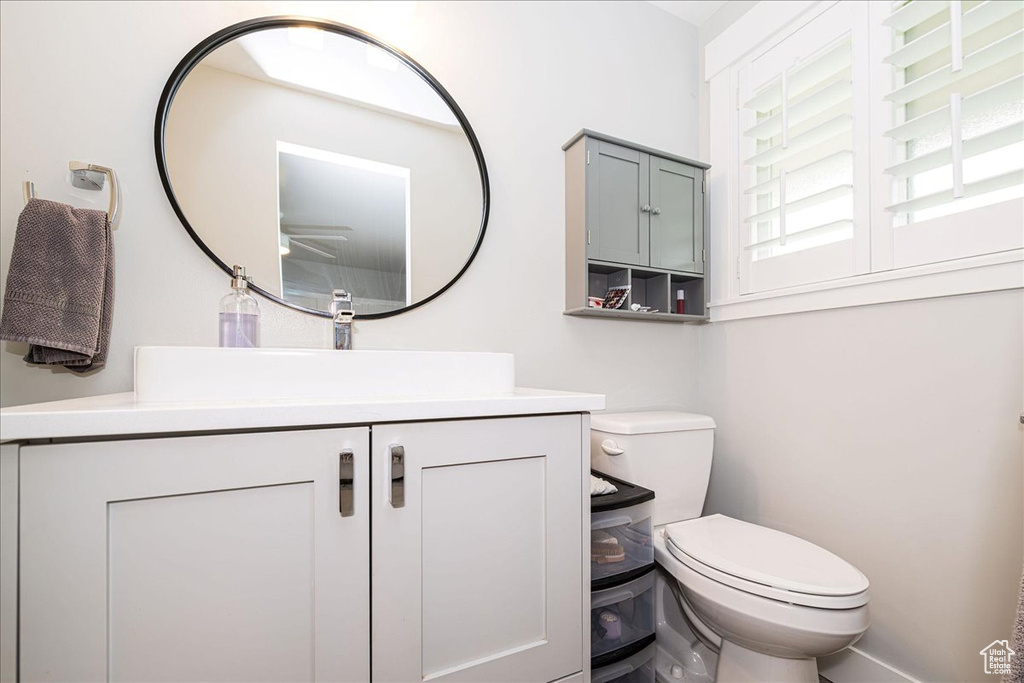 Photo 27 for MLS #2119299 at 1060 N Kingswood Rd