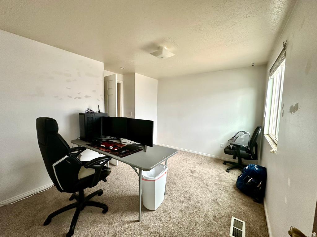 3896 S 6325 W West Valley City, UT 84128