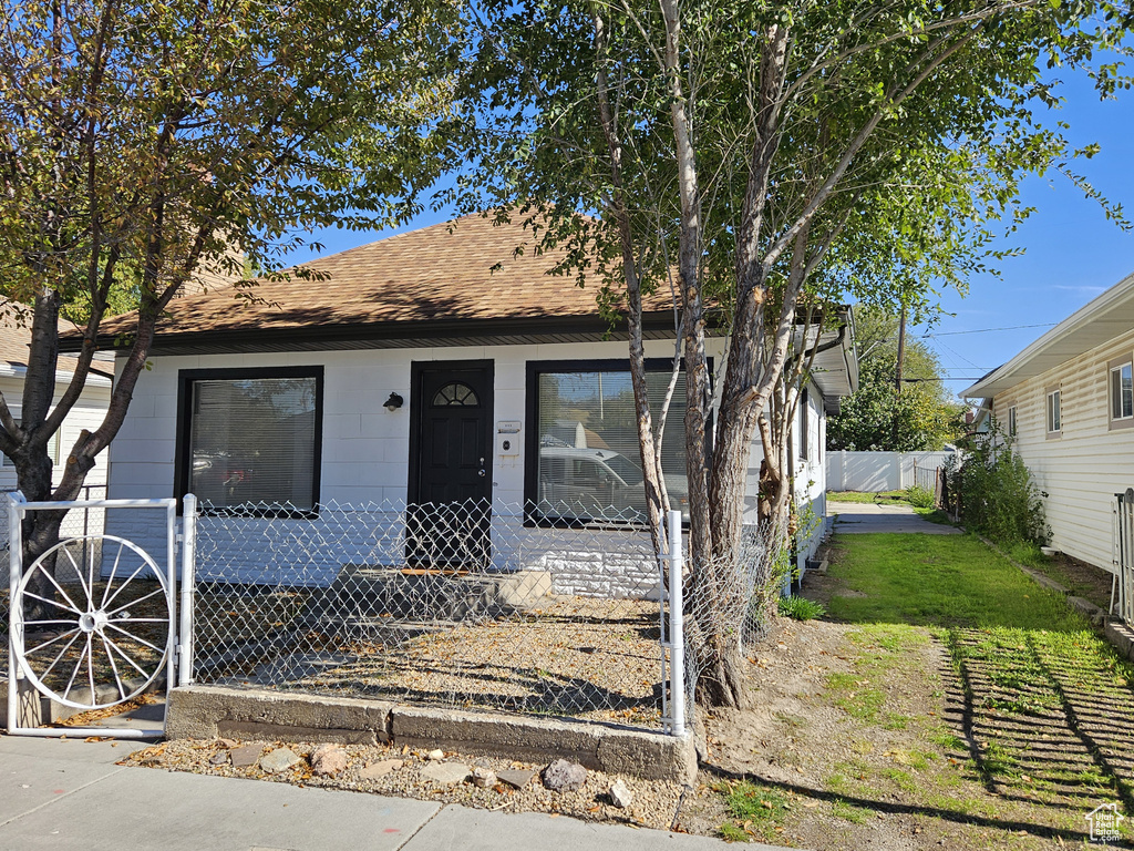 Photo 2 for MLS #2119307 at 2755 S 9100 West