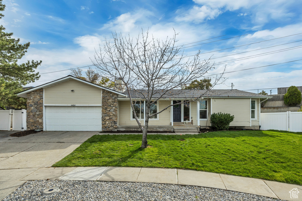 1492 E SANDY HILLS DR Sandy, UT 84093