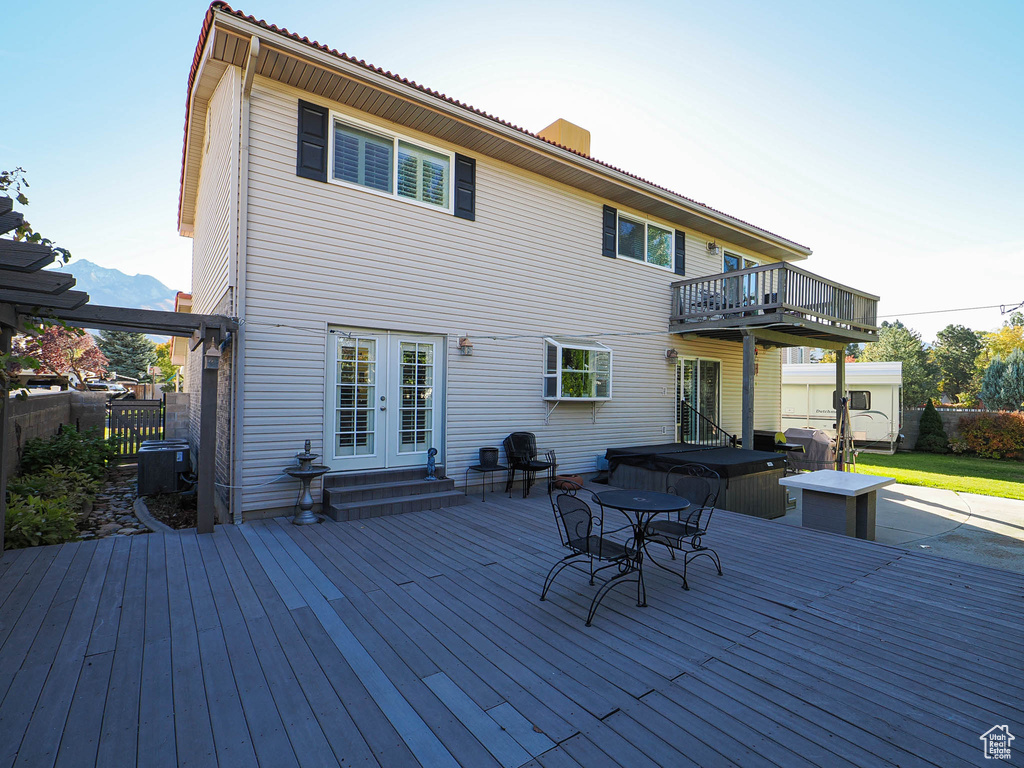 Photo 9 for MLS #2119332 at 9130 Maison Dr