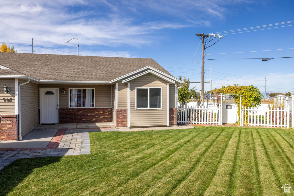 Photo 2 for MLS #2119344 at 248 Sunstone Ct