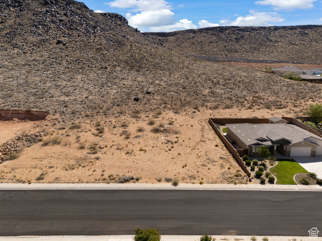 2393 S 3330 W Hurricane, UT 84737