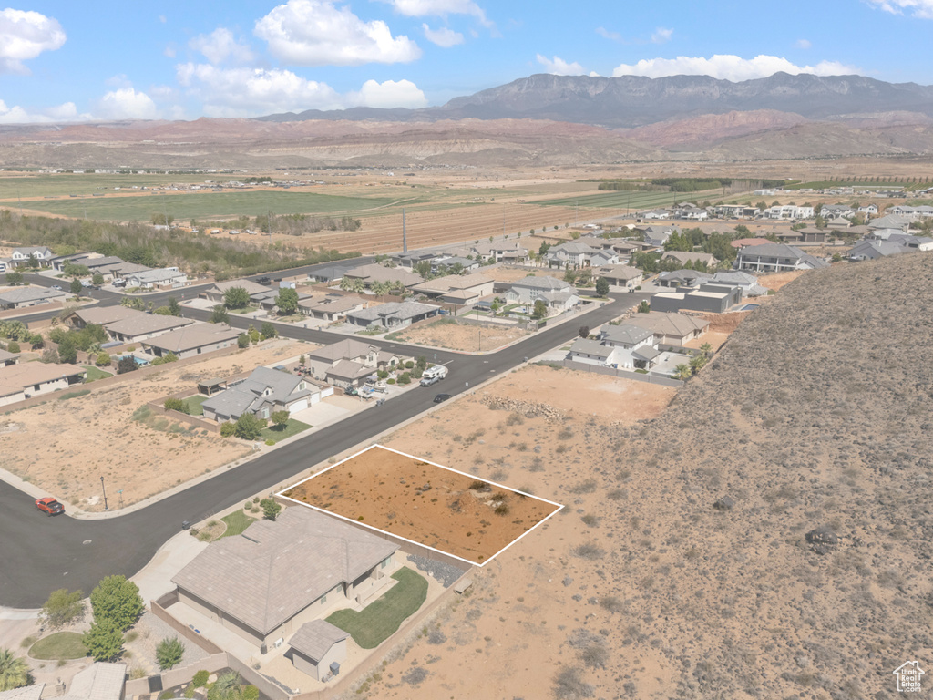 2405 S 3330 W Hurricane, UT 84737