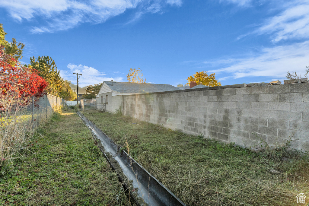 Photo 18 for MLS #2119355 at 2106 W 13220 South