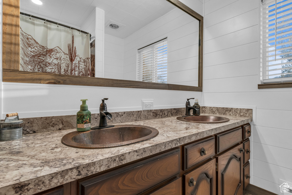 Photo 13 for MLS #2119355 at 2106 W 13220 South