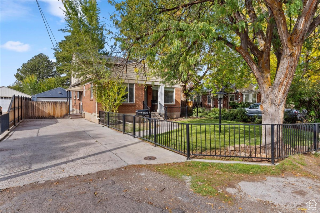 3176 S 1885 E Salt Lake City, UT 84106