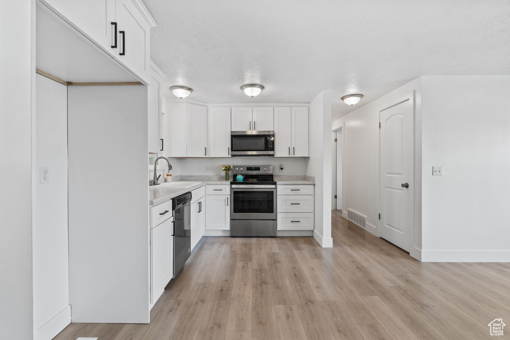 Photo 5 for MLS #2119365 at 6894 S 3420 West
