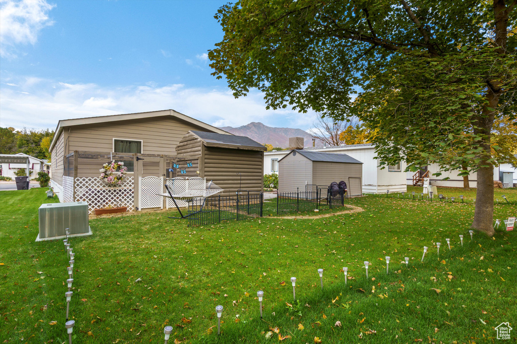 975 E 6600 S #18 Uintah, UT 84405