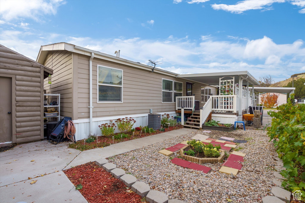 975 E 6600 S #18 Uintah, UT 84405