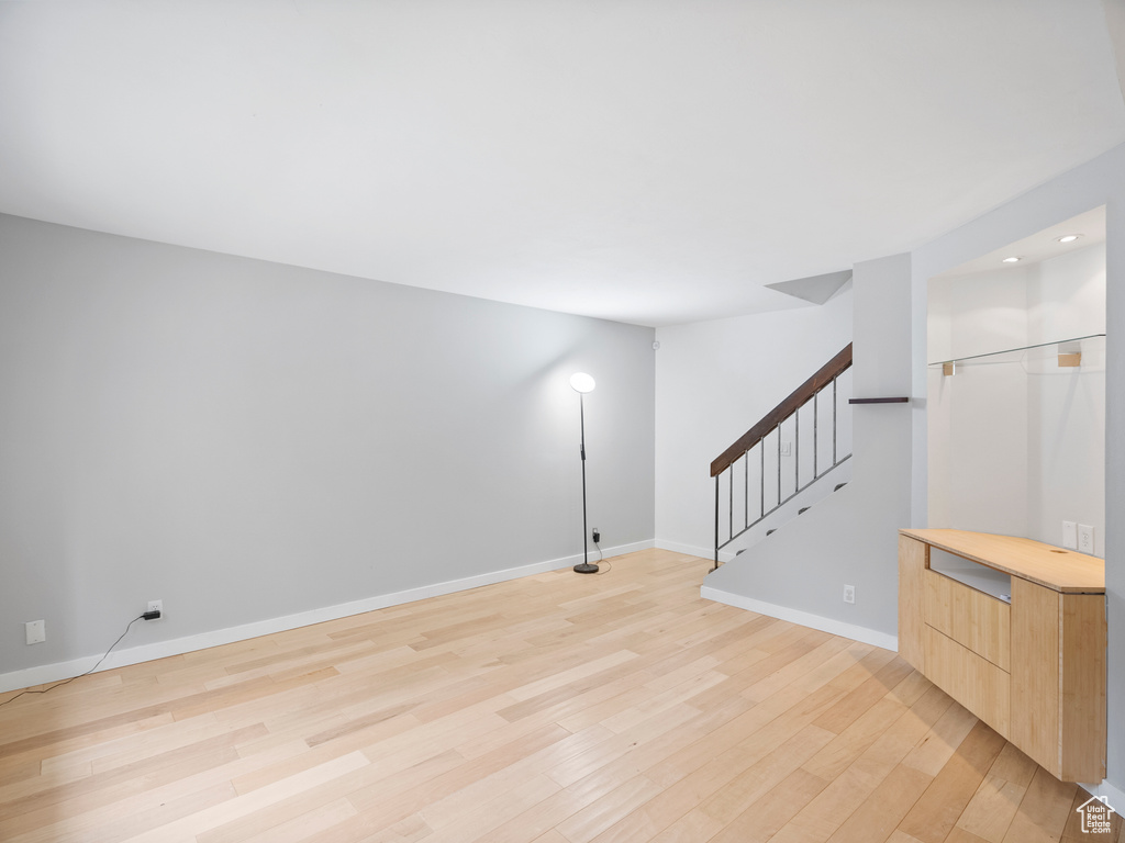 Photo 5 for MLS #2119376 at 668 E Cobblestone Ln