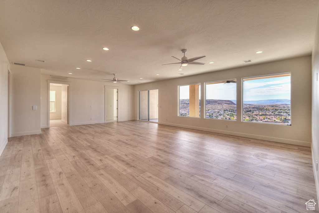 Photo 40 for MLS #2119393 at 1652 E Howard Ln