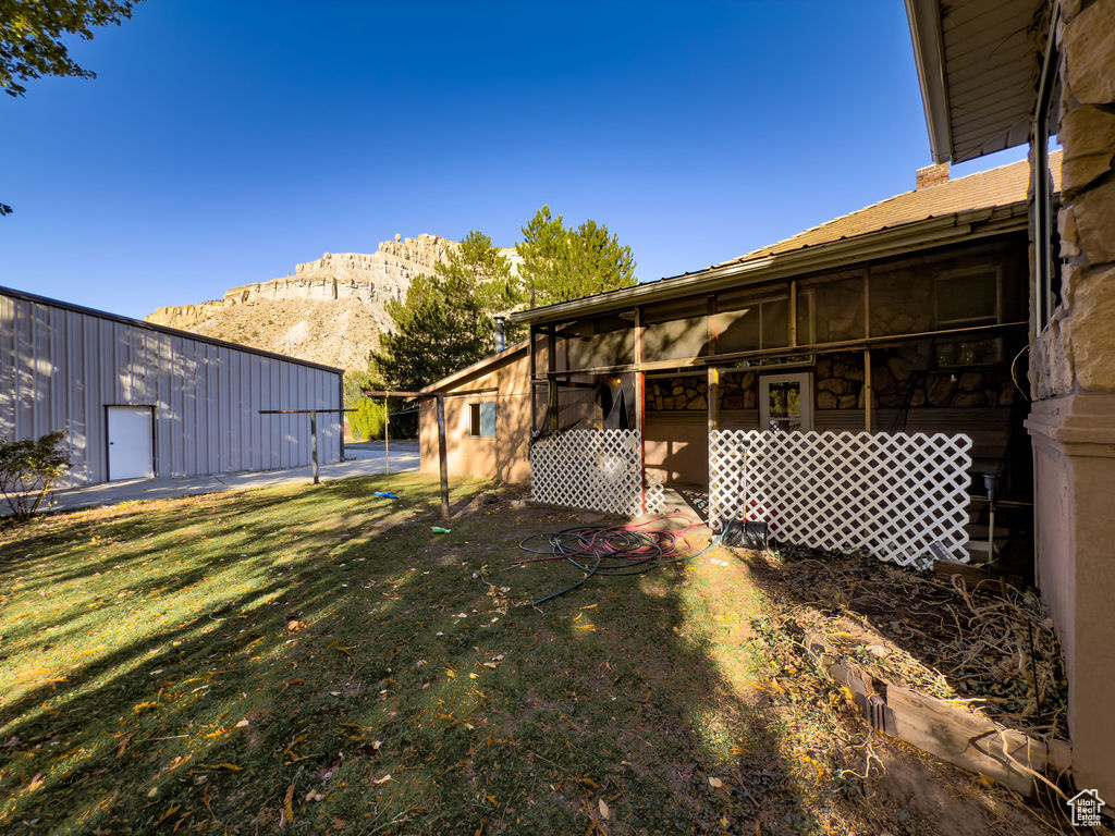 Photo 11 for MLS #2119396 at 517 N Main St
