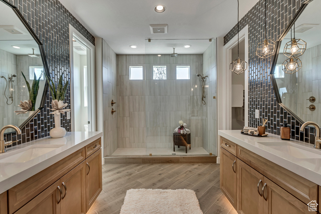 Photo 12 for MLS #2119401 at 2971 S 2425 West #1124