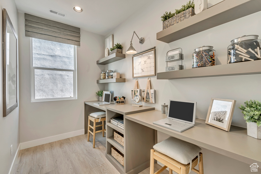 Photo 5 for MLS #2119402 at 2961 S 2425 West #1123