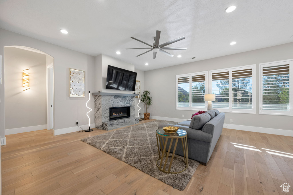 Photo 10 for MLS #2119403 at 2030 S Mustang St