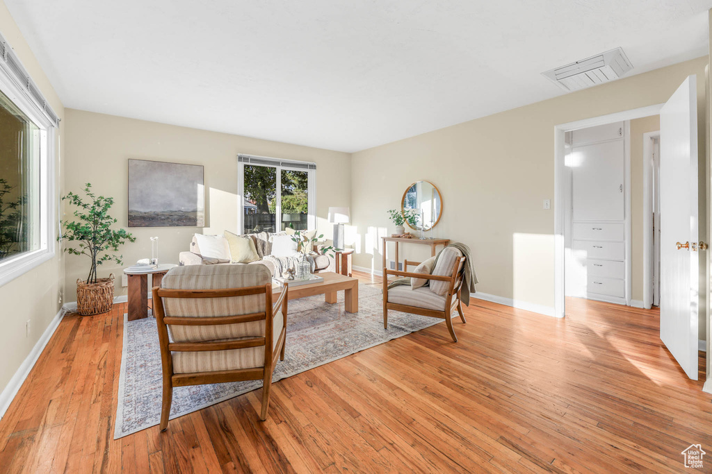 Photo 4 for MLS #2119411 at 3919 S 1000 East