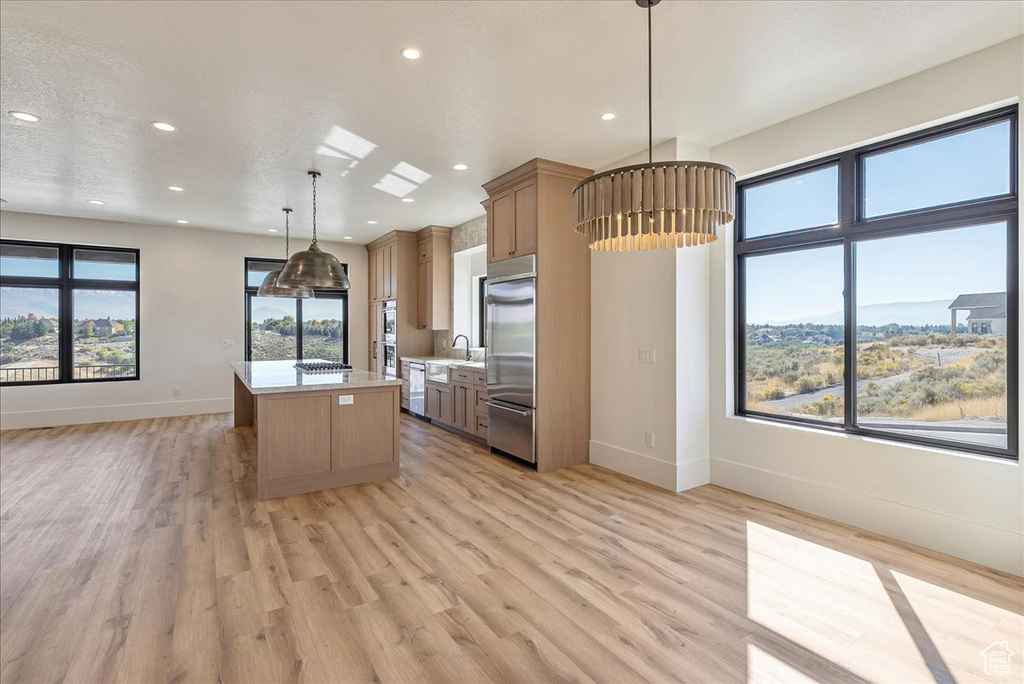 1602 E CENTER POINTE DR #1 Lehi, UT 84043