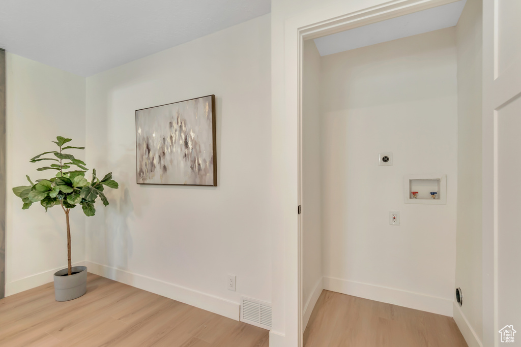 Photo 6 for MLS #2119428 at 396 N 100 East