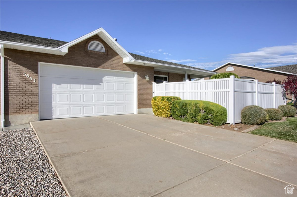 Photo 3 for MLS #2119435 at 5643 S 1060 East