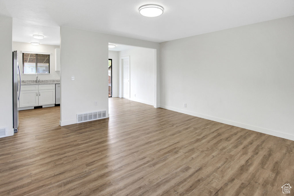 Photo 4 for MLS #2119436 at 3869 W Detevis Cir