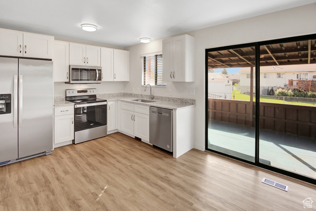 Photo 8 for MLS #2119436 at 3869 W Detevis Cir