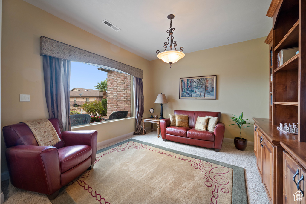 Photo 6 for MLS #2119439 at 697 W Windsor Dr