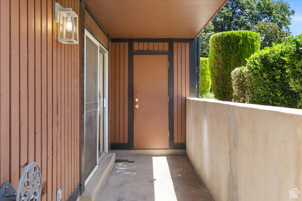 Photo 14 for MLS #2119445 at 263 W Garden Park Dr