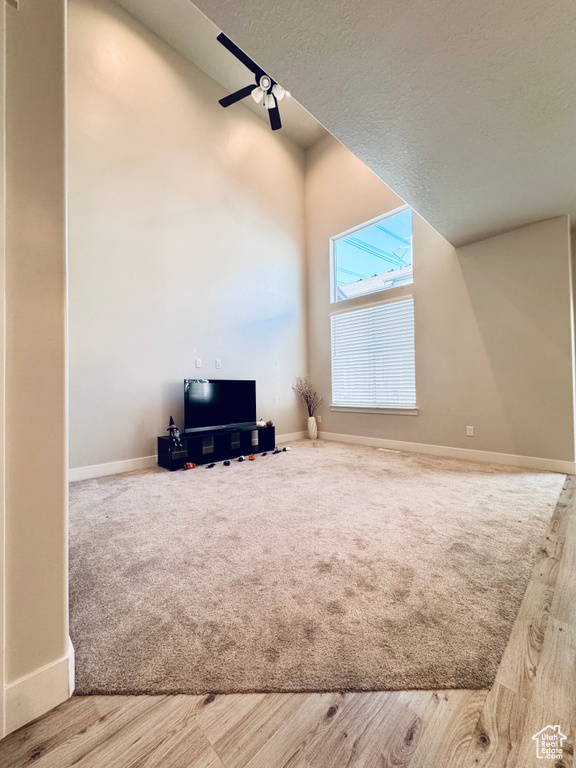 Photo 11 for MLS #2119467 at 292 W 700 North
