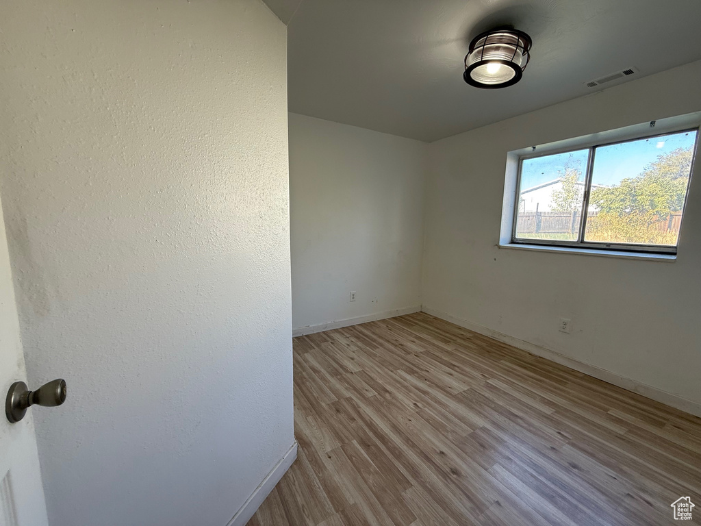 Photo 17 for MLS #2119479 at 696 W 1440 South