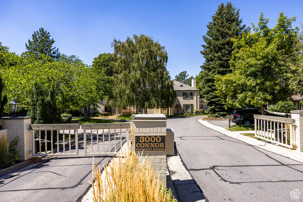 Photo 41 for MLS #2119493 at 3000 S Connor St #11