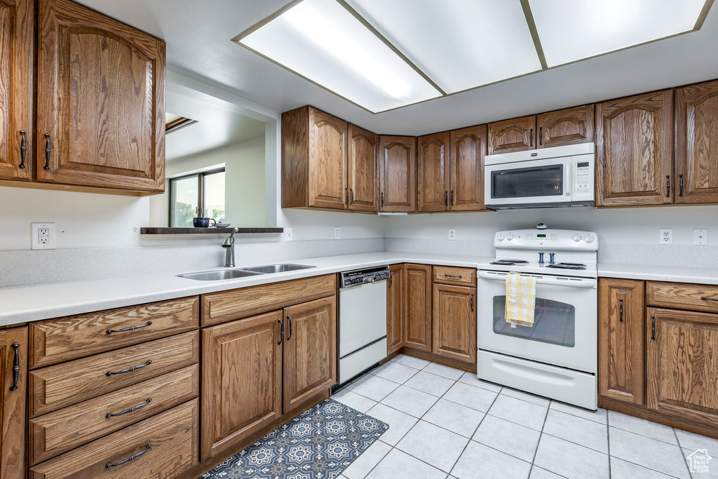 Photo 8 for MLS #2119502 at 5104 Shawnee Ln