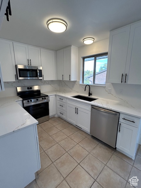 Photo 6 for MLS #2119508 at 704 W Daisy Ln
