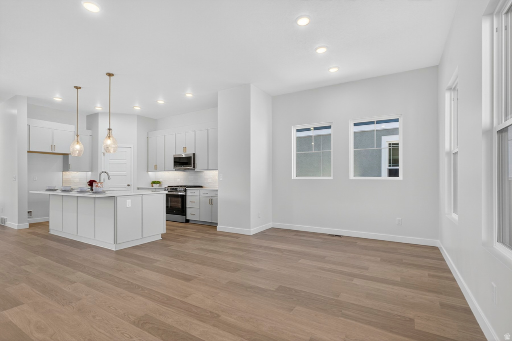 7188 S RAMBLE RD West Jordan, UT 84081