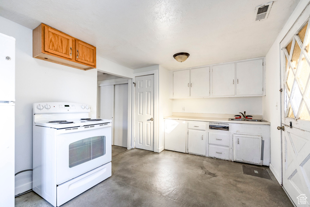 Photo 4 for MLS #2119510 at 3278 Ogden Ave